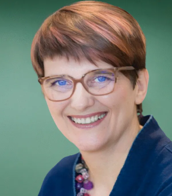 Dr Maria Jencikova - Diplômée en médecine